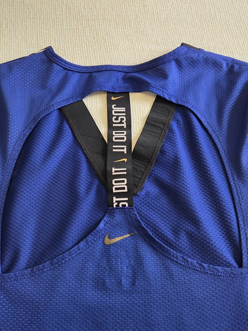 Women’s V-Neck Long Sleeve Top - Royal Blue - Picture 3 of 10